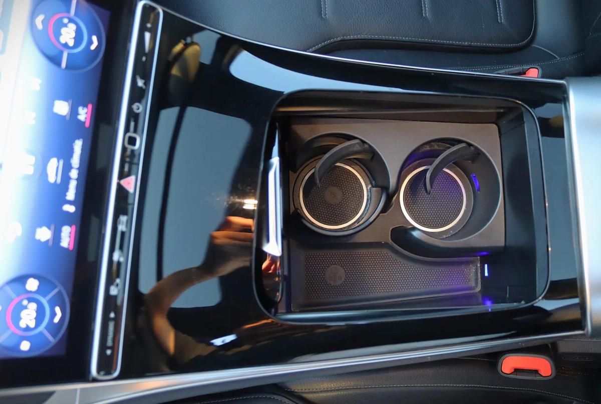 mercedes-benz-glc-300-e-4matic-2023-hibrido-a-gasolina-1999cc