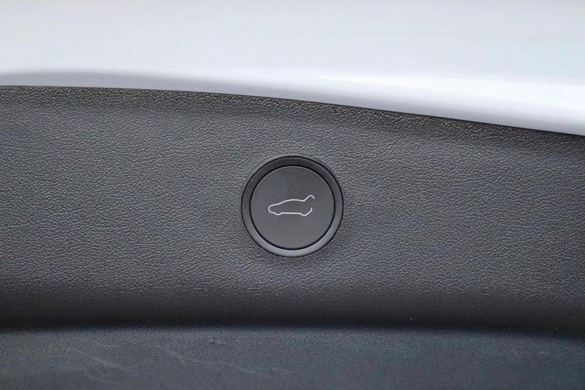 tesla-model-3-2023-eletrico-0cc