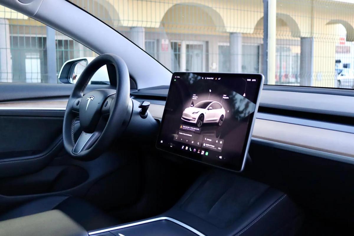 tesla-model-3-2023-eletrico-0cc
