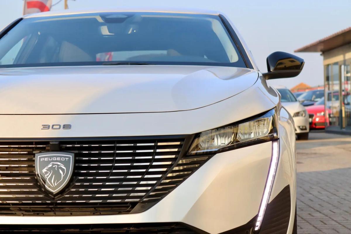 peugeot-308-2022-gasolina-1199cc
