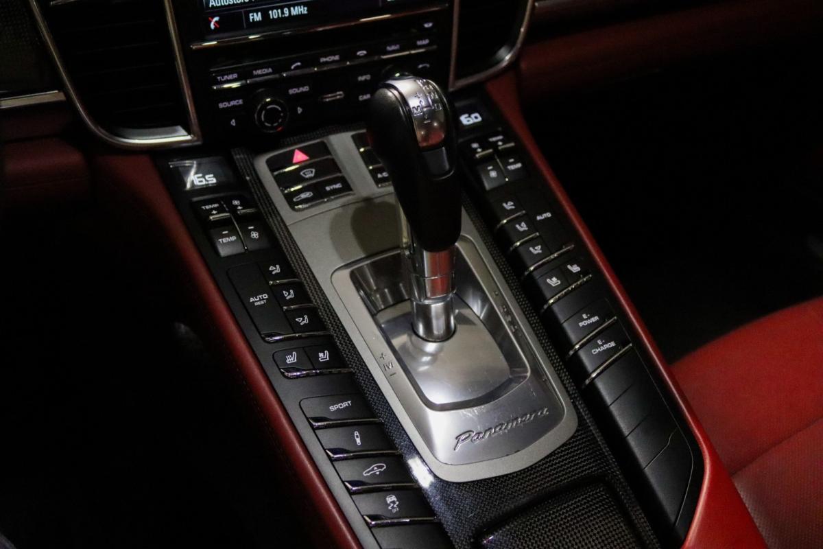 porsche-panamera-2014-hibrido-2995cc