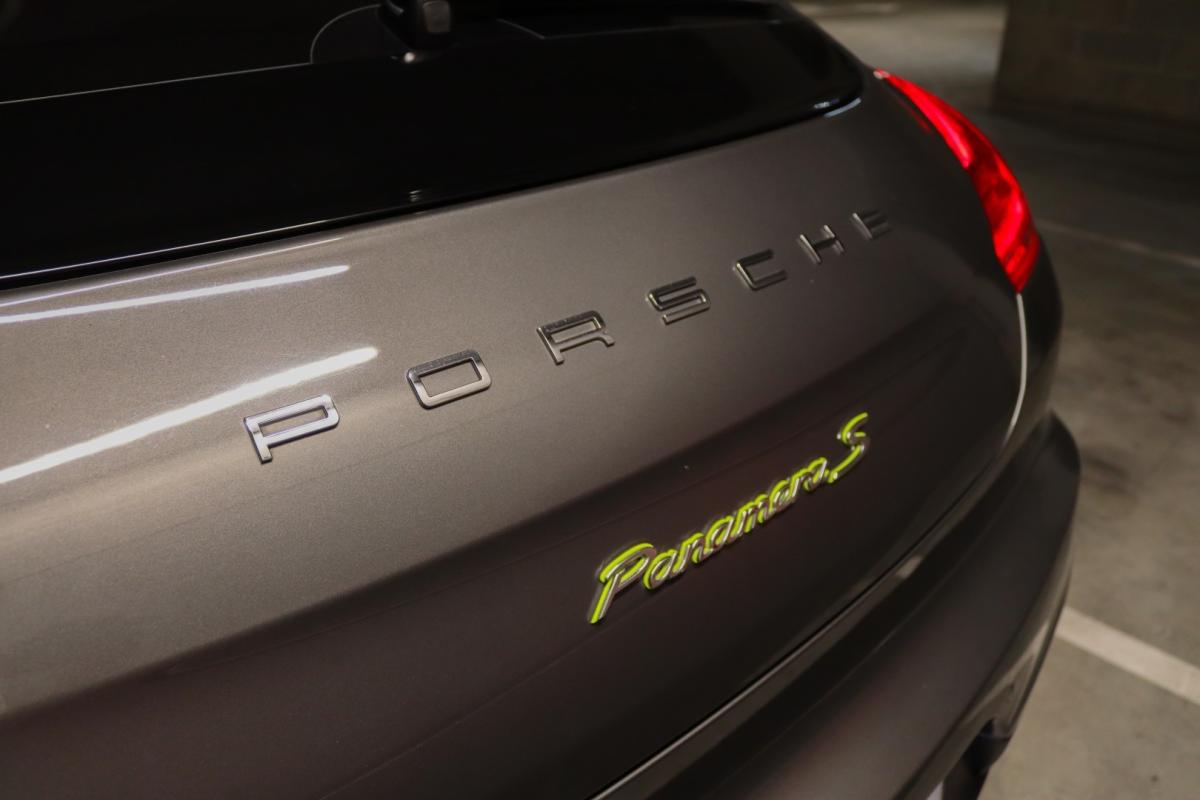 porsche-panamera-2014-hibrido-2995cc