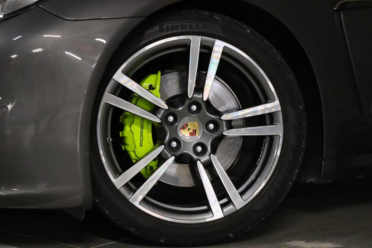 porsche-panamera-2014-hibrido-2995cc