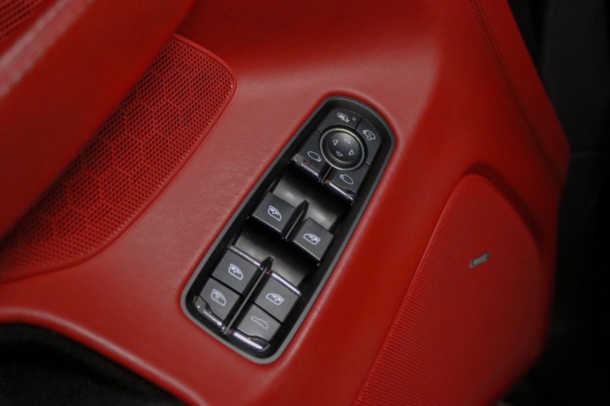 porsche-panamera-2014-hibrido-2995cc