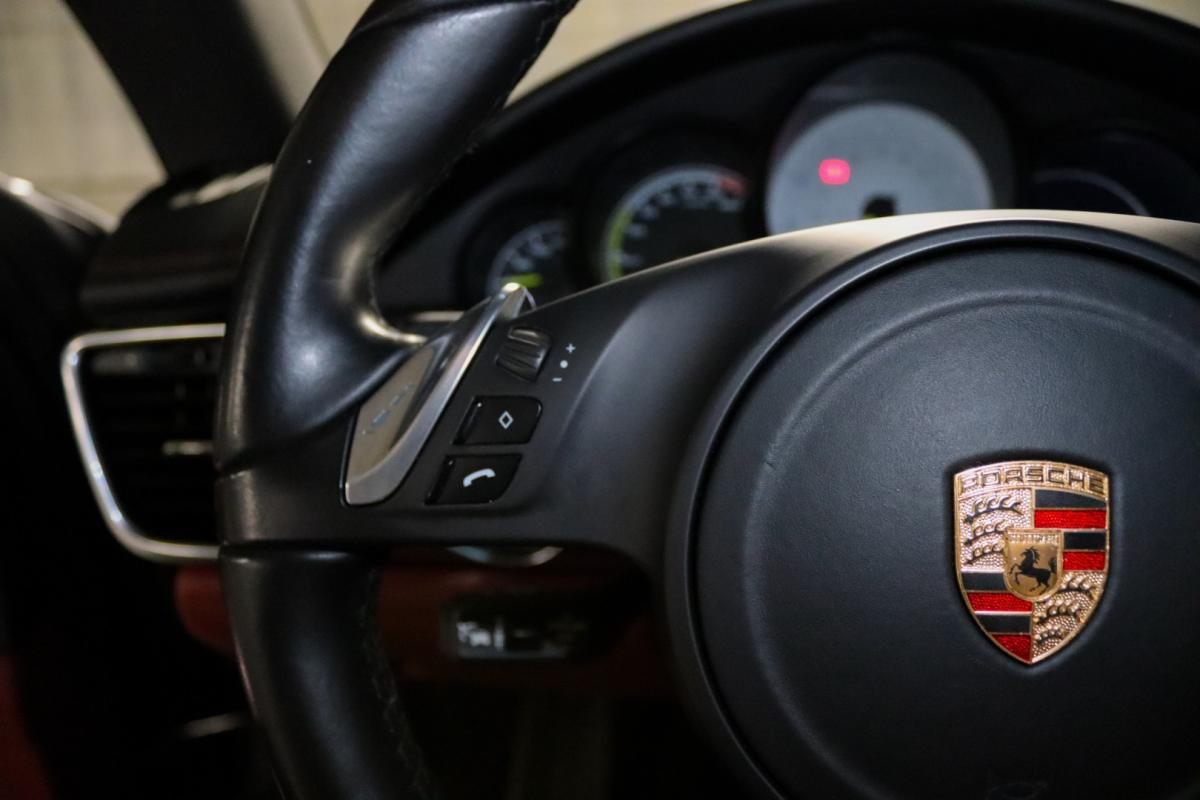 porsche-panamera-2014-hibrido-2995cc