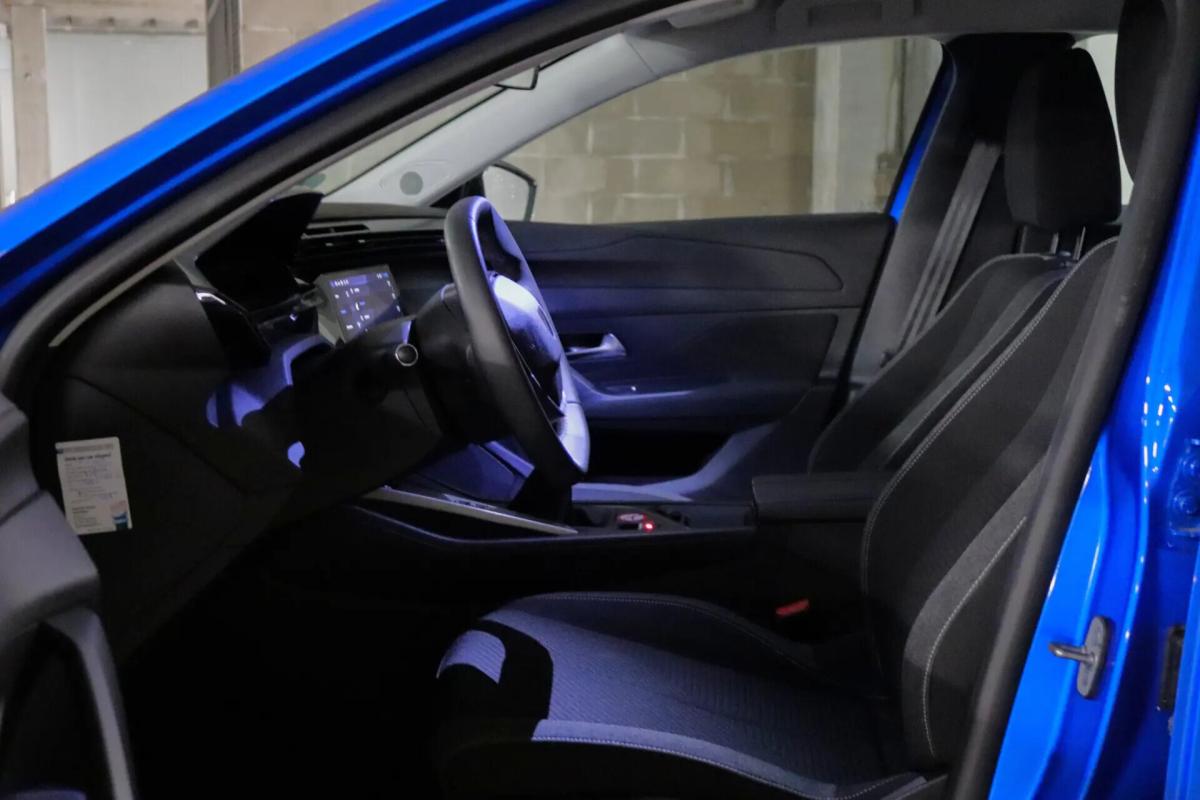 peugeot-308-2022-gasolina-1199cc