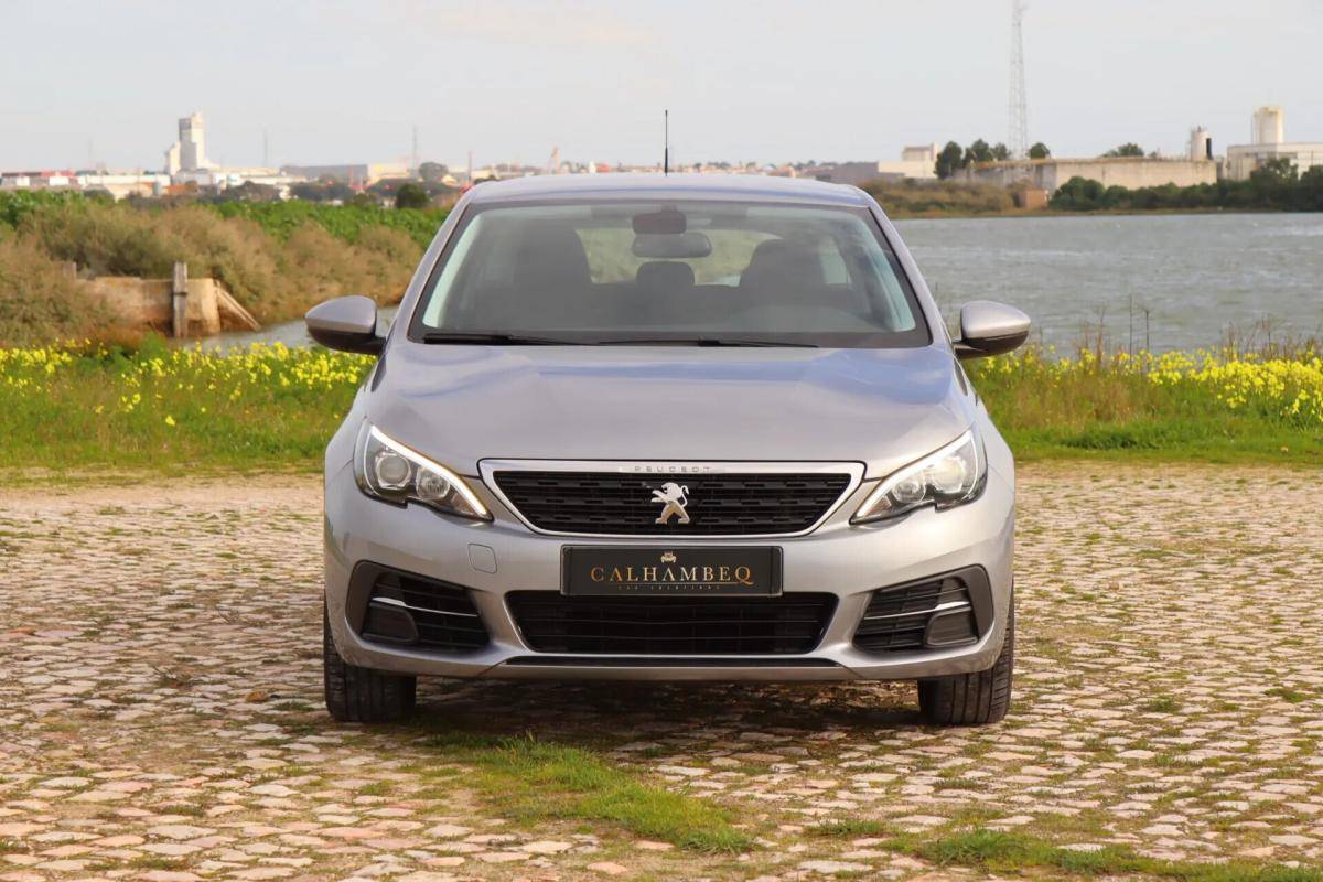 peugeot-308-cc-2018-diesel-1499cc