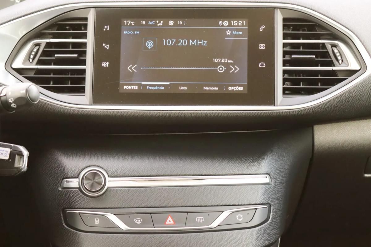 peugeot-308-cc-2018-diesel-1499cc