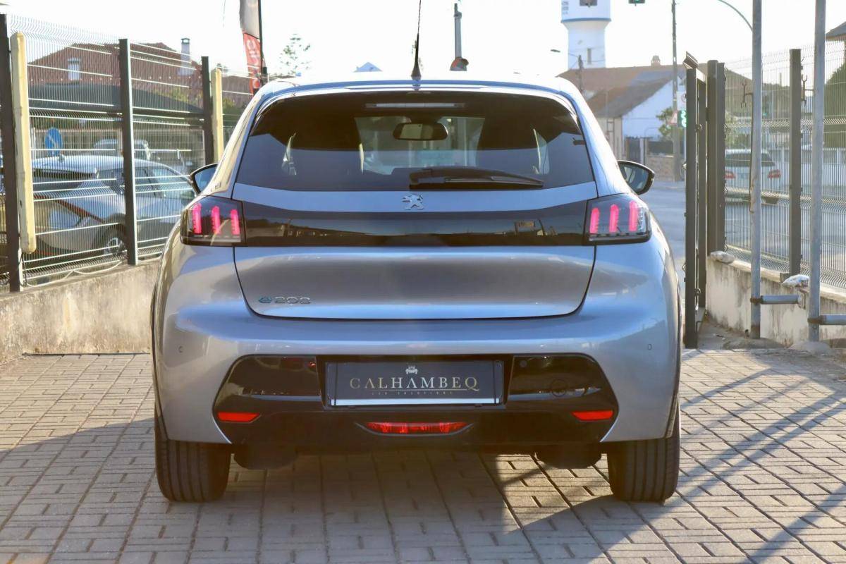 peugeot-e-208-2023-eletrico-0cc