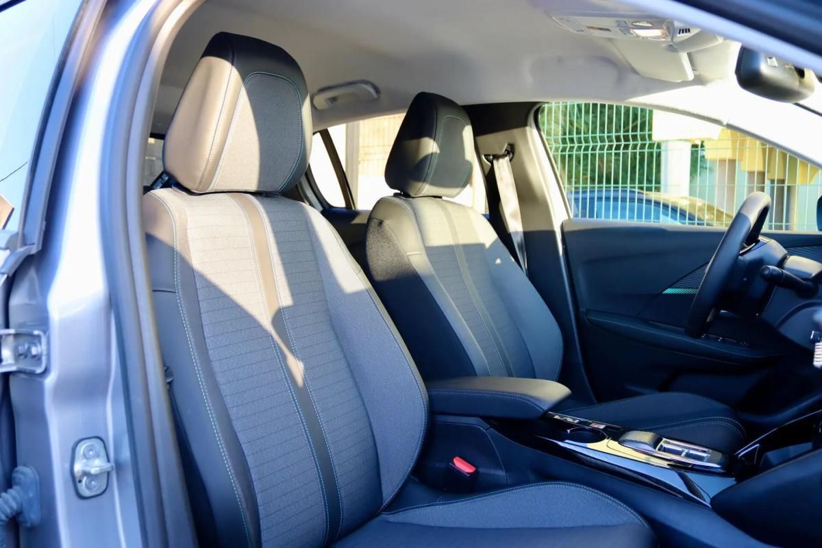 peugeot-e-208-2023-eletrico-0cc