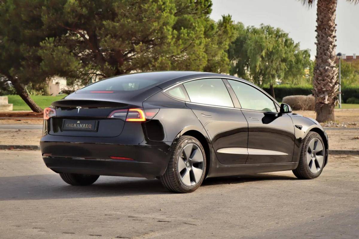 tesla-model-3-2021-eletrico-0cc