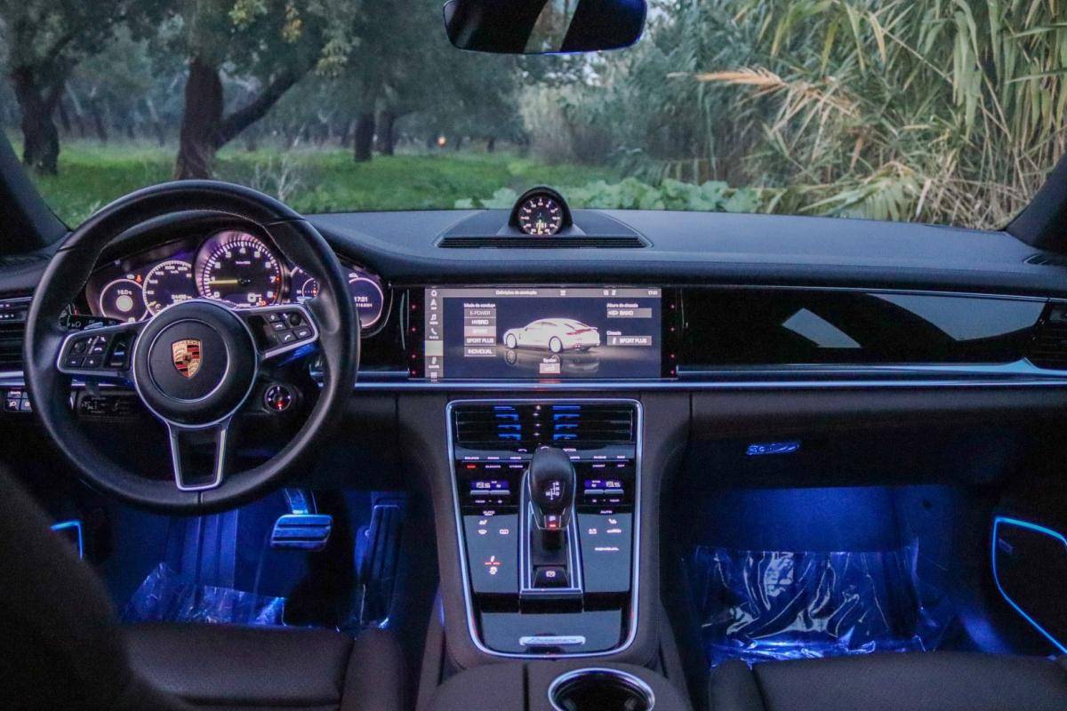 porsche-panamera-2018-hibrido-2894cc