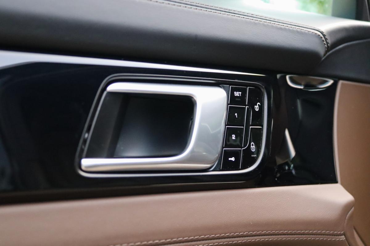 porsche-panamera-2018-hibrido-2894cc