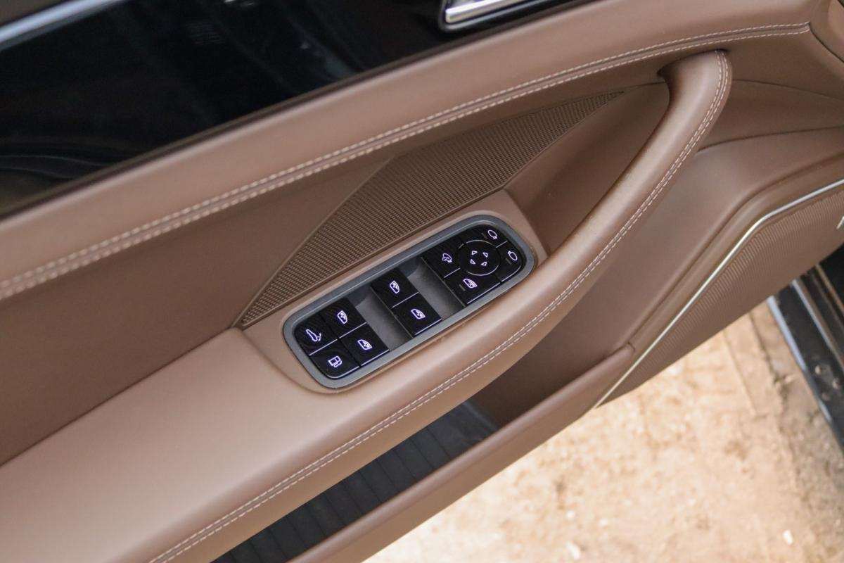 porsche-panamera-2018-hibrido-2894cc
