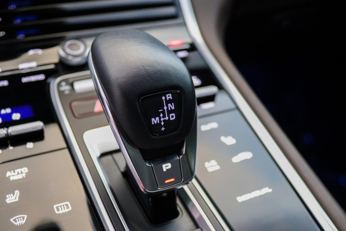 porsche-panamera-2018-hibrido-2894cc