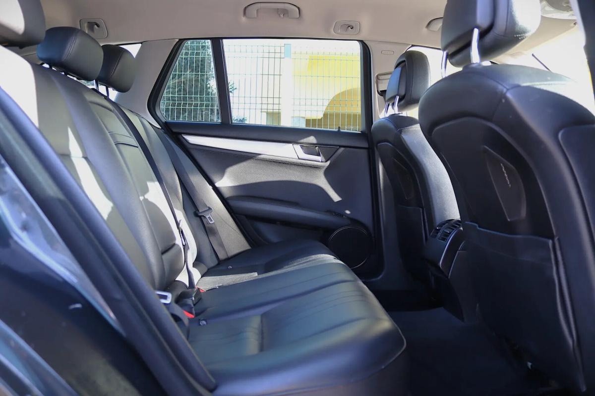 mercedes-benz-classe-c-c-250-cdi-2013-diesel-2143cc