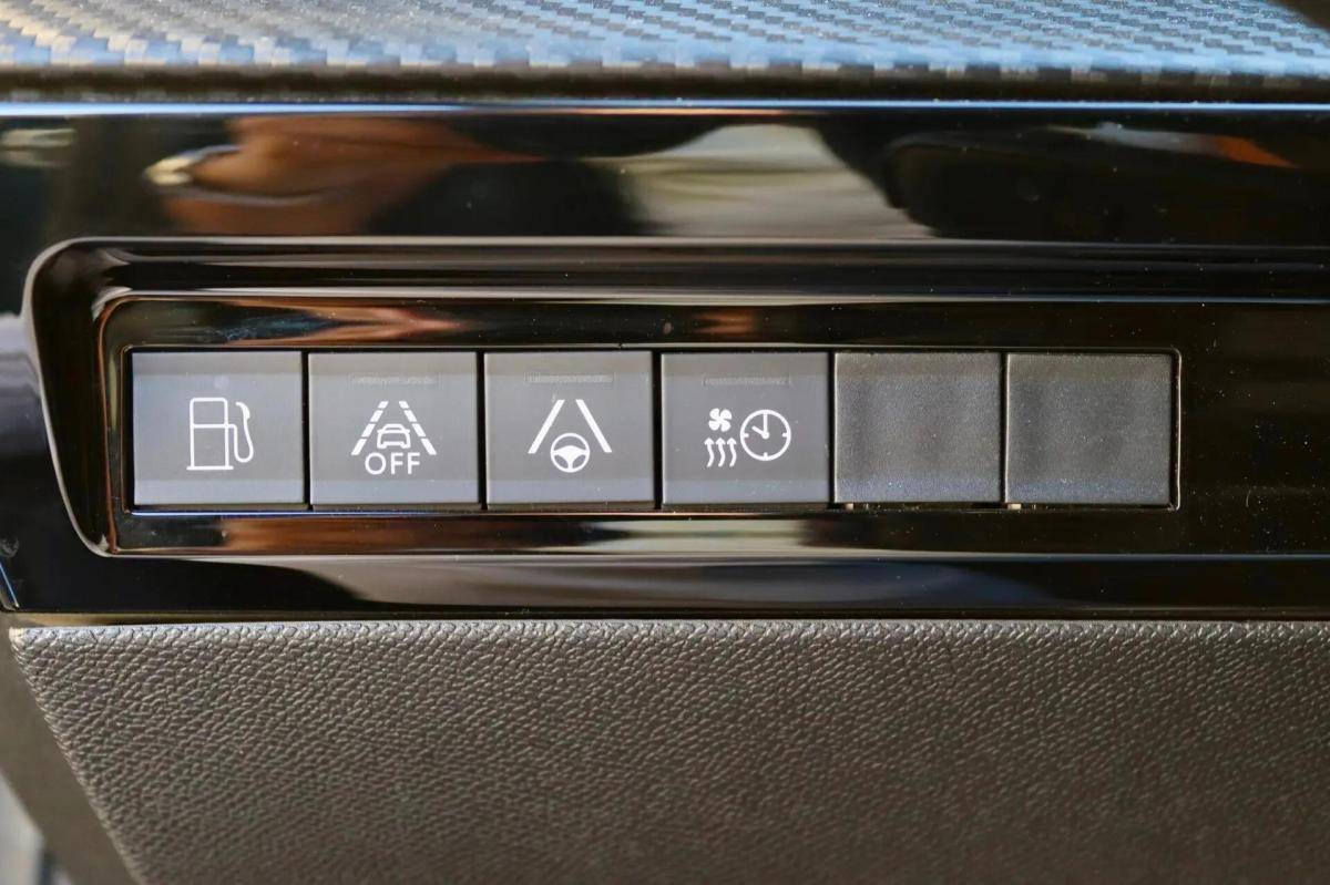 peugeot-508-sw-2021-hibrido-a-gasolina-1598cc