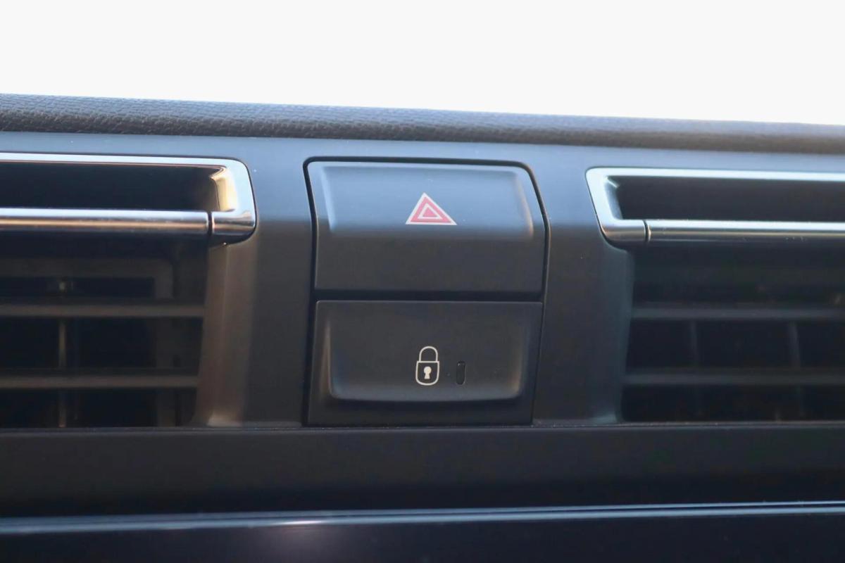 peugeot-508-sw-2021-hibrido-a-gasolina-1598cc
