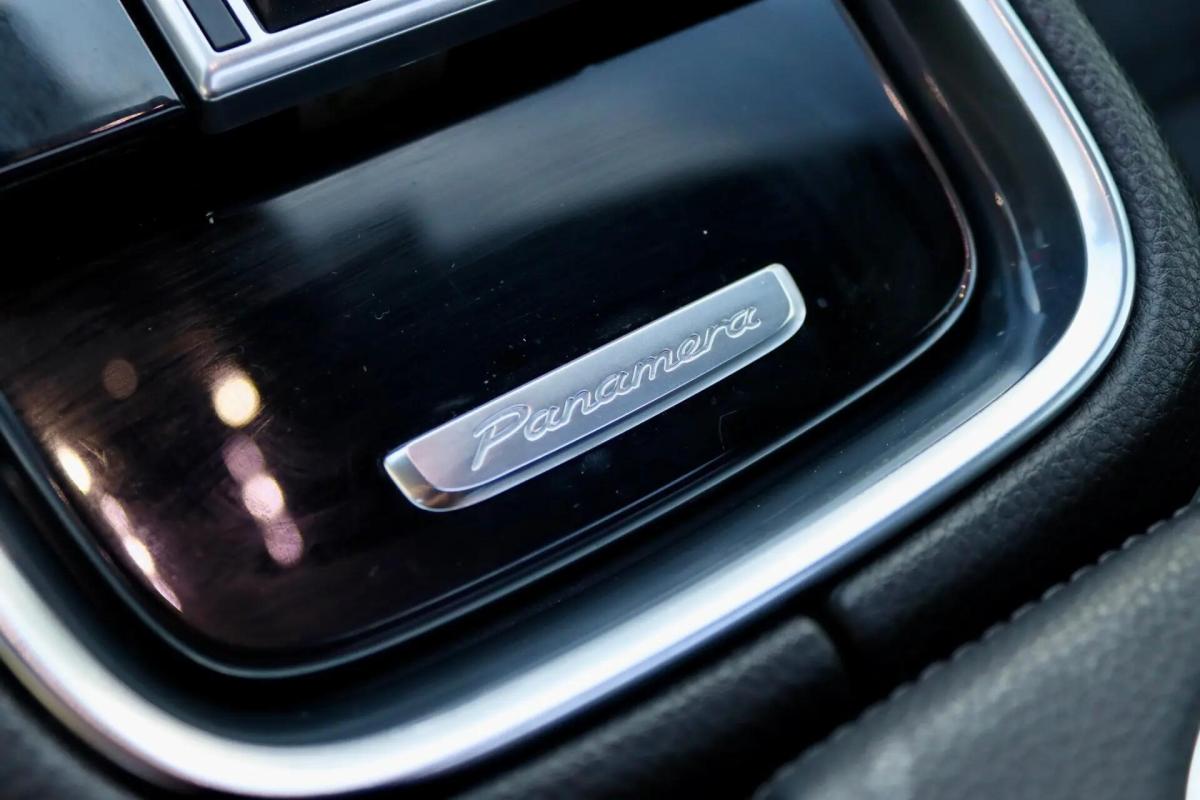porsche-panamera-2017-hibrido-a-gasolina-2894cc