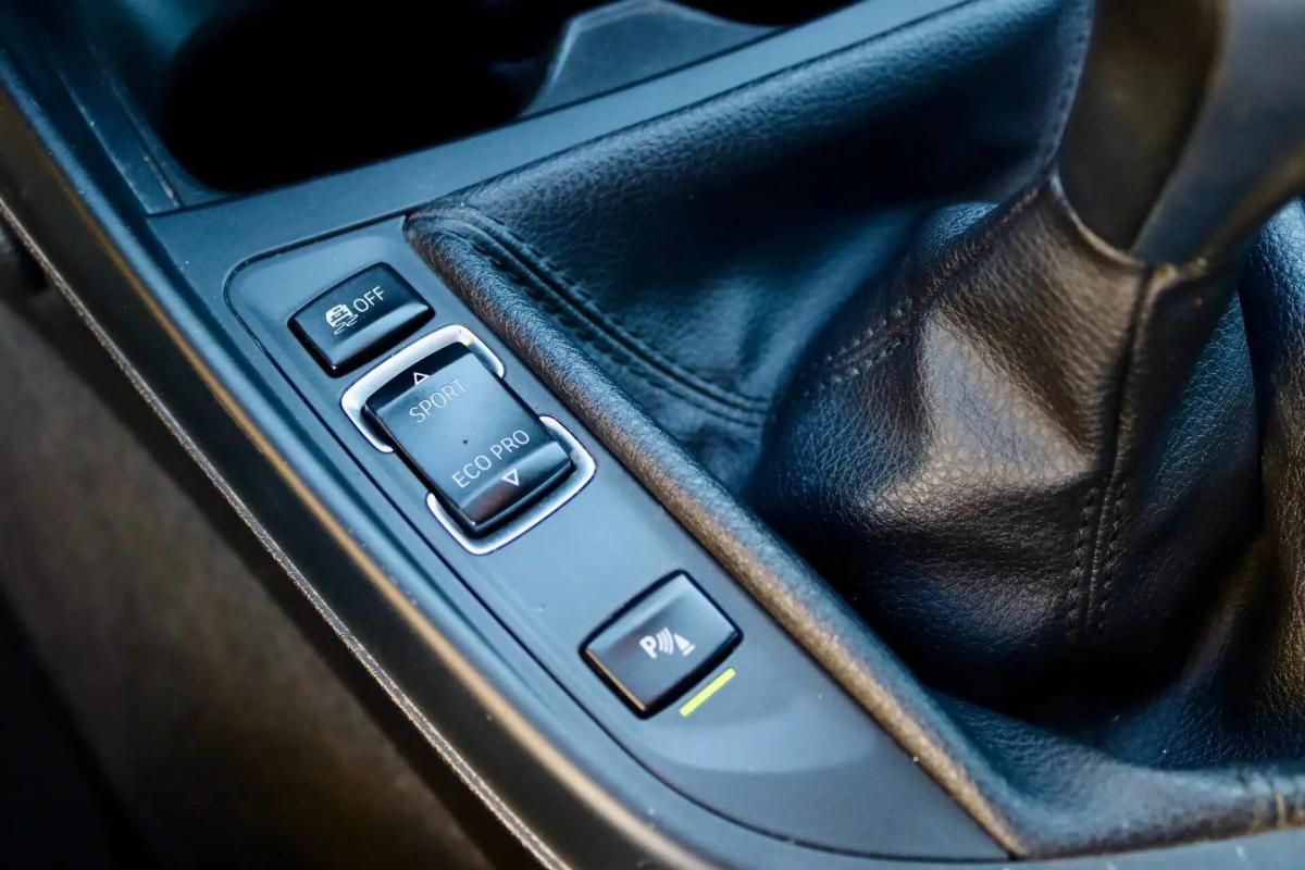 bmw-serie-1-116-d-2014-diesel-1496cc