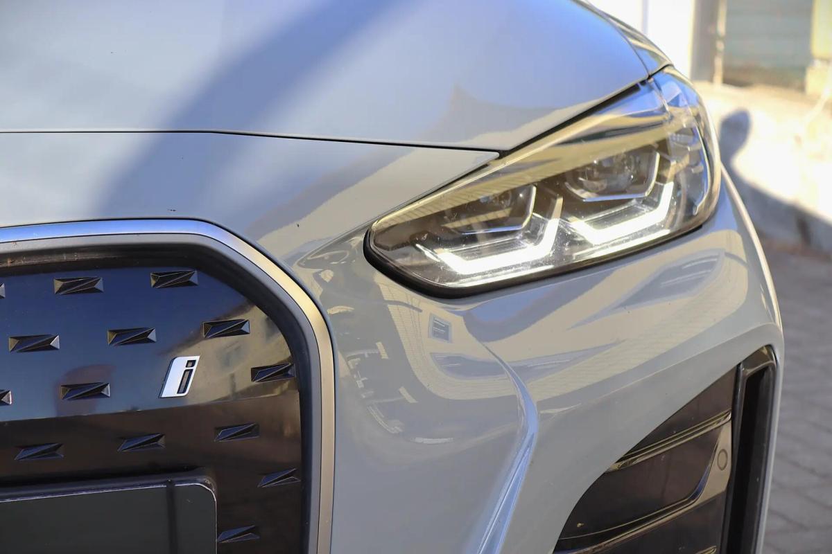 bmw-serie-i-i4-edrive35-2023-eletrico-0cc