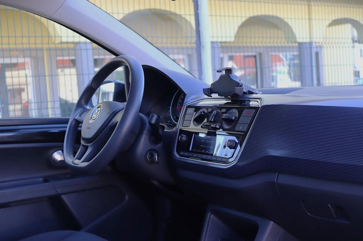 volkswagen-up-2018-gasolina-999cc