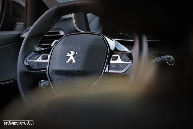 peugeot-208-2022-gasolina-1199cc