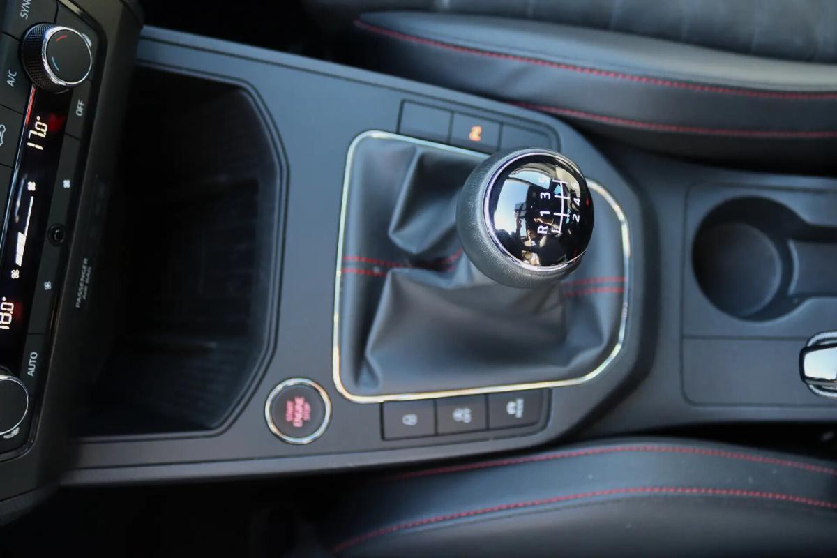 seat-ibiza-2021-gasolina-999cc