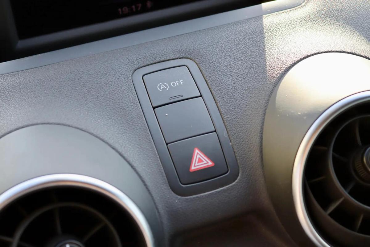 audi-a1-2012-gasolina-1197cc