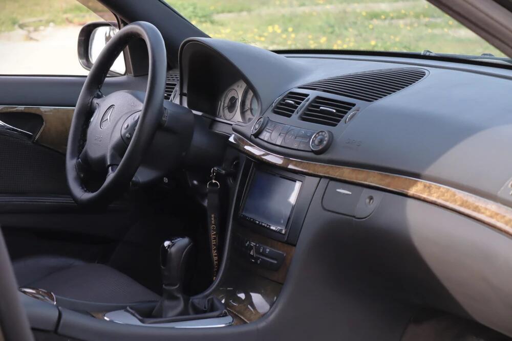 mercedes-benz-classe-e-e-220-2003-diesel-2148cc