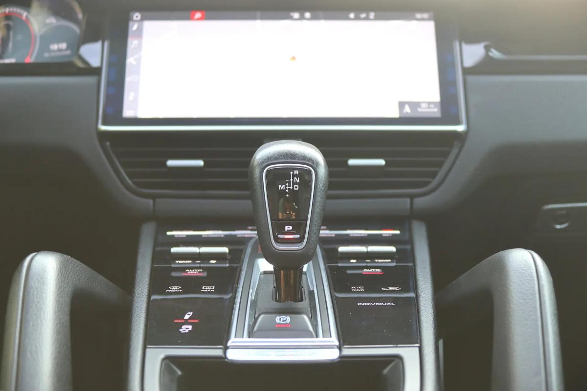 porsche-cayenne-2018-hibrido-a-gasolina-2995cc