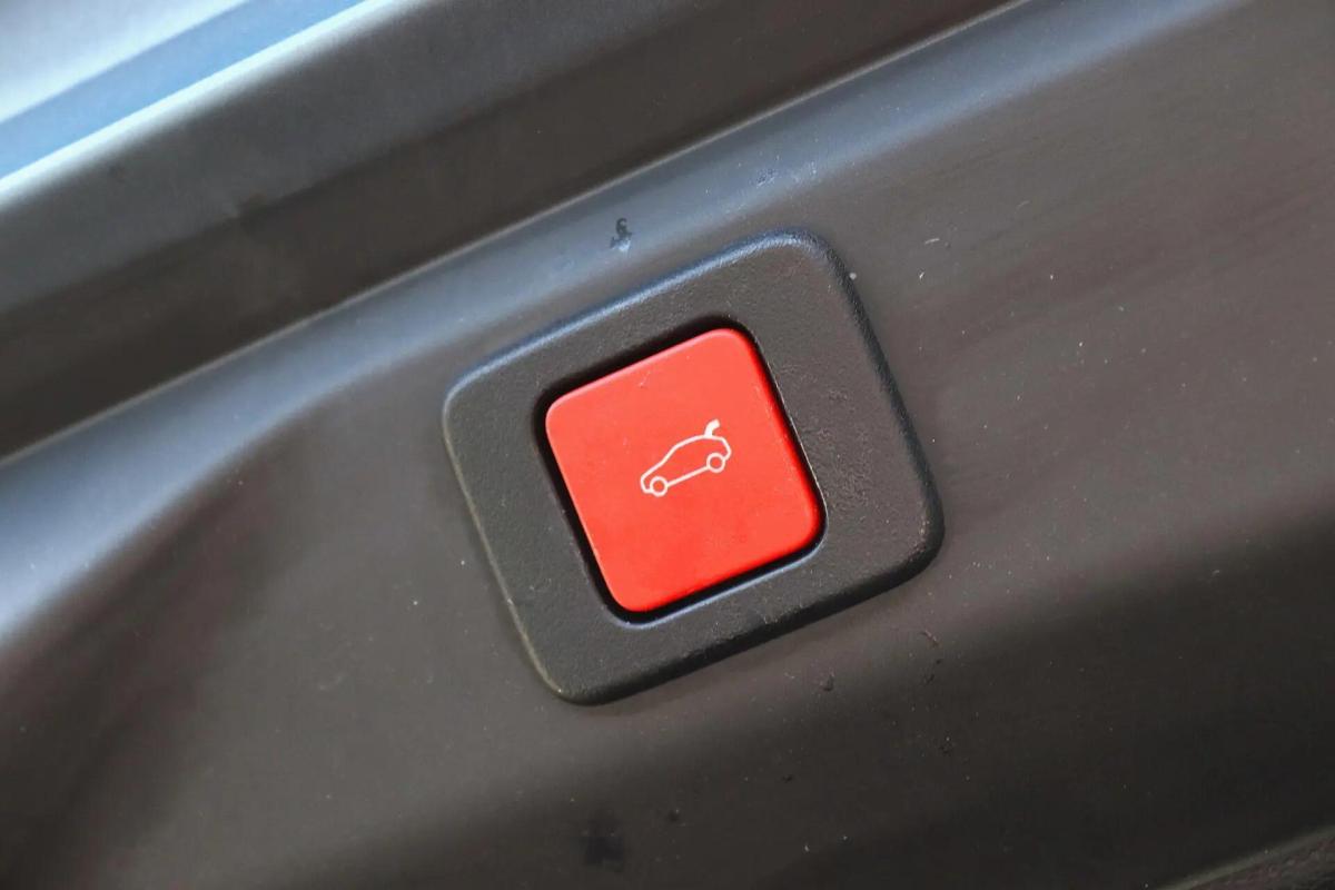 peugeot-3008-2025-gasolina-1199cc