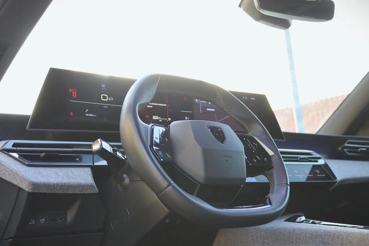 peugeot-3008-2025-gasolina-1199cc
