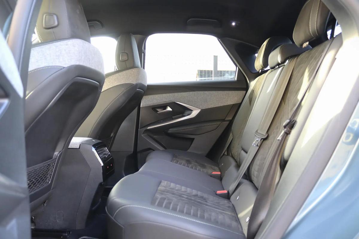 peugeot-3008-2025-gasolina-1199cc