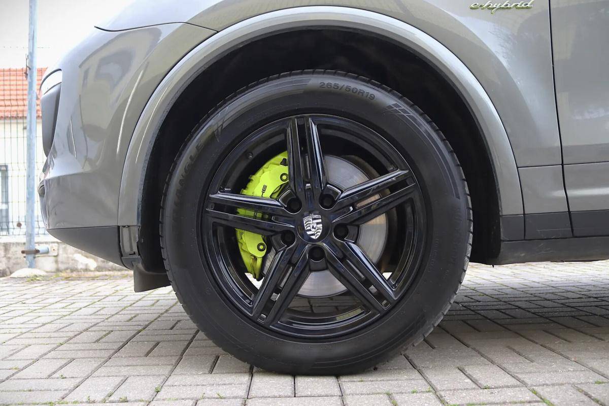 porsche-cayenne-2015-hibrido-a-gasolina-2995cc