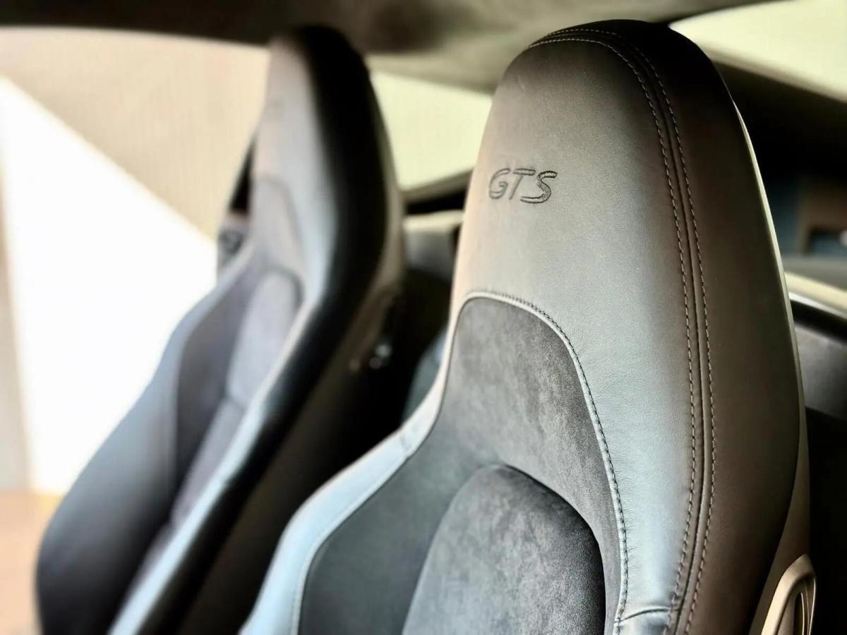 porsche-718-2018-gasolina-2497cc
