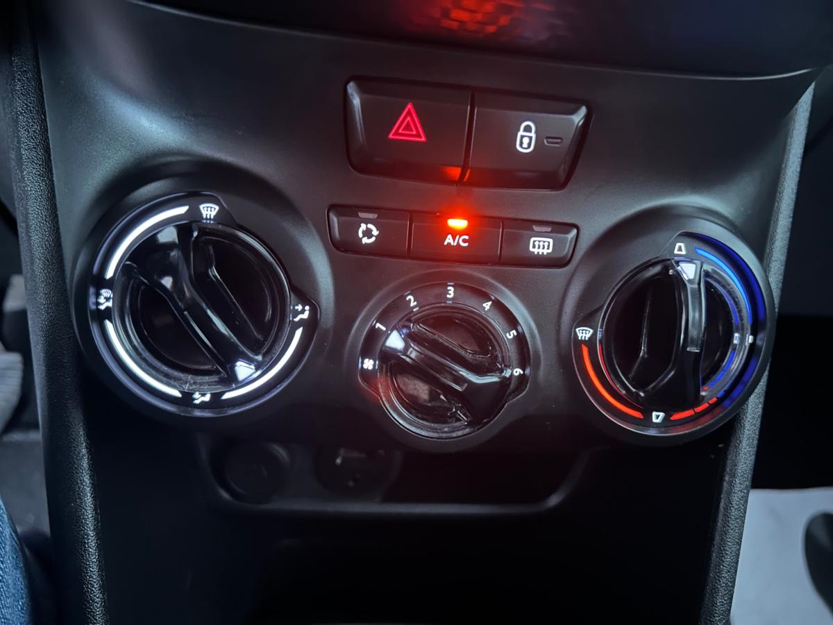 peugeot-208-2017-gasolina-1199cc