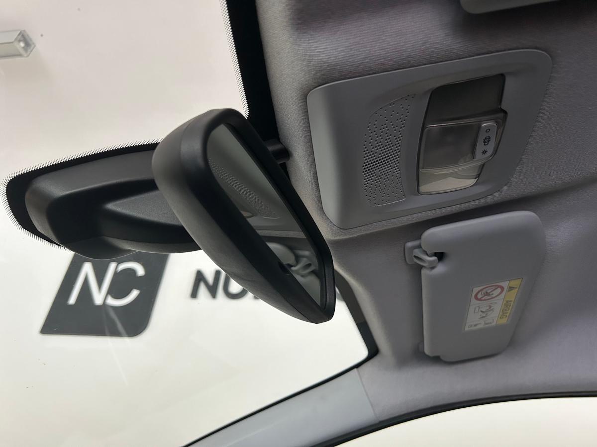 peugeot-208-2017-gasolina-1199cc