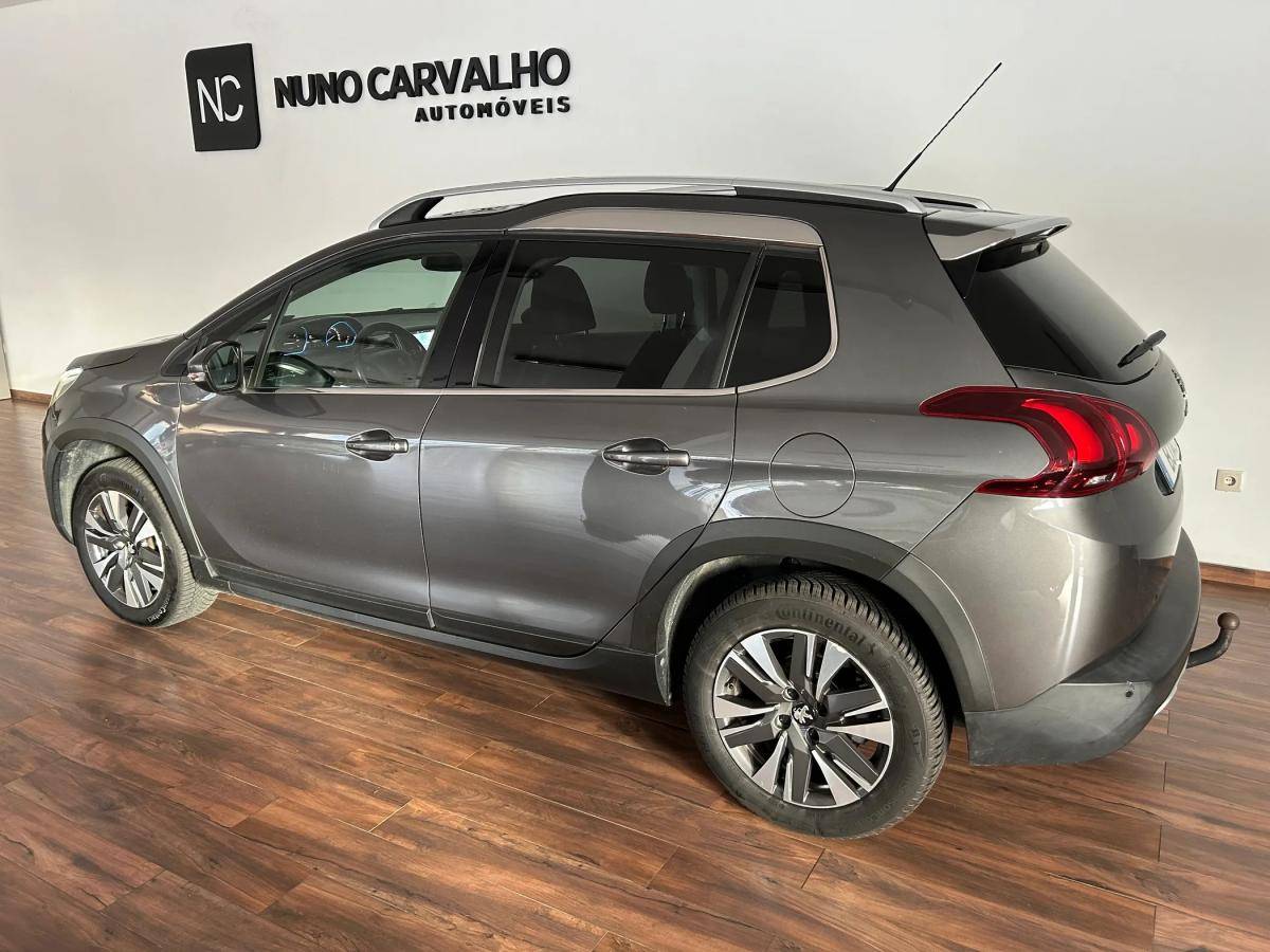 peugeot-2008-2017-gasolina-1199cc