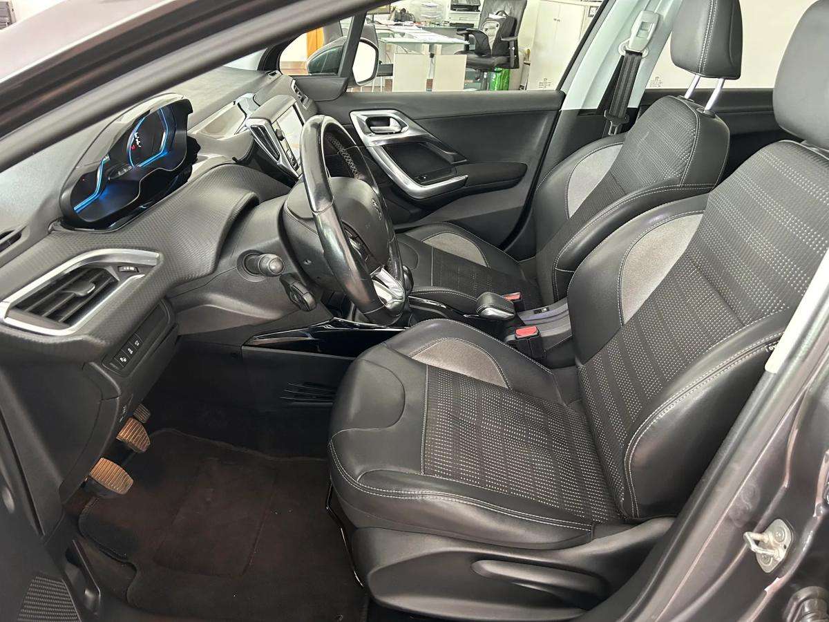 peugeot-2008-2017-gasolina-1199cc