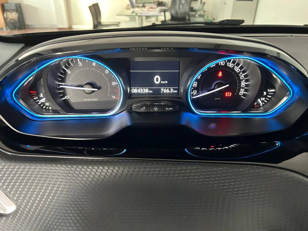 peugeot-2008-2017-gasolina-1199cc
