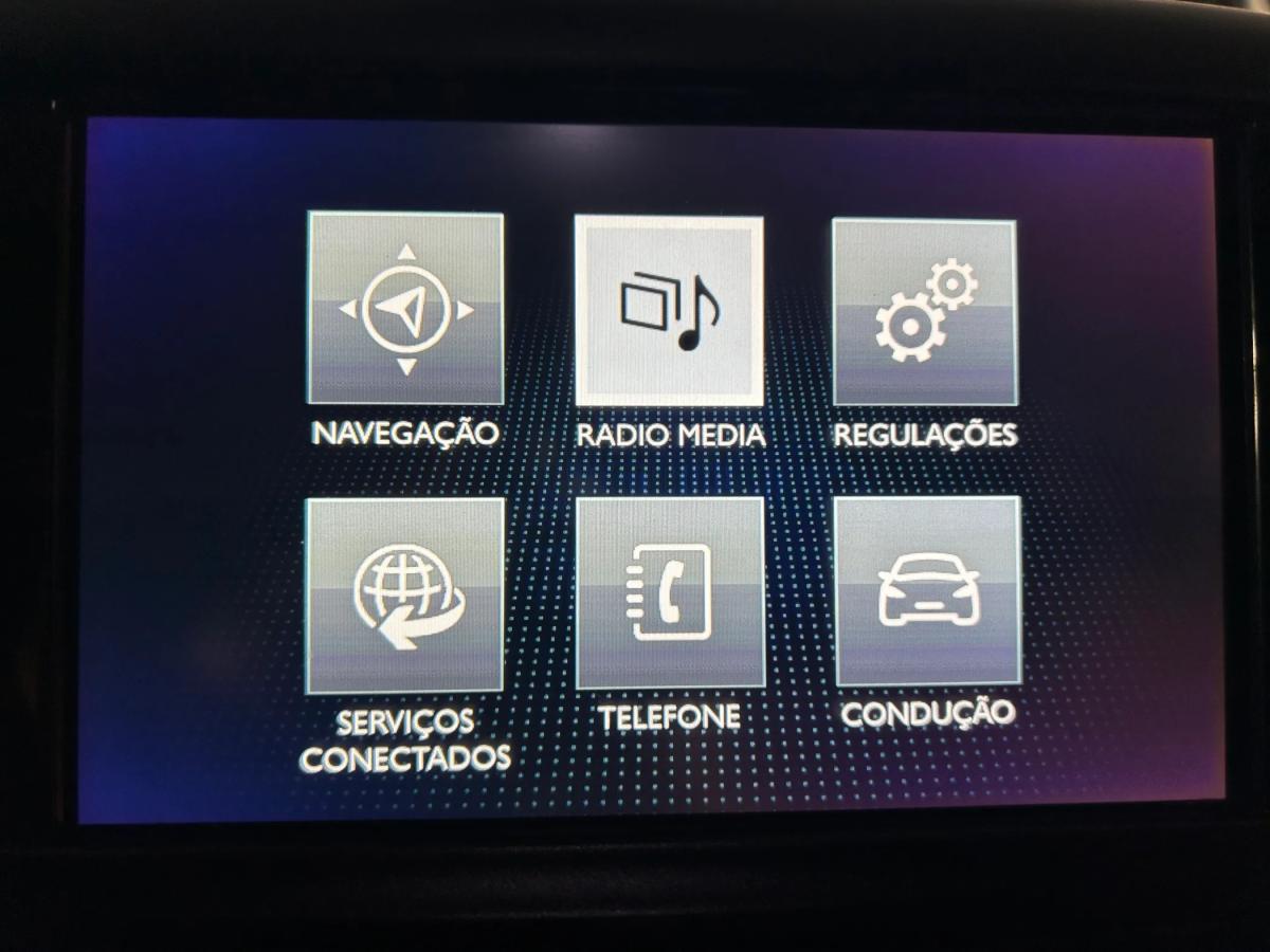 peugeot-2008-2017-gasolina-1199cc