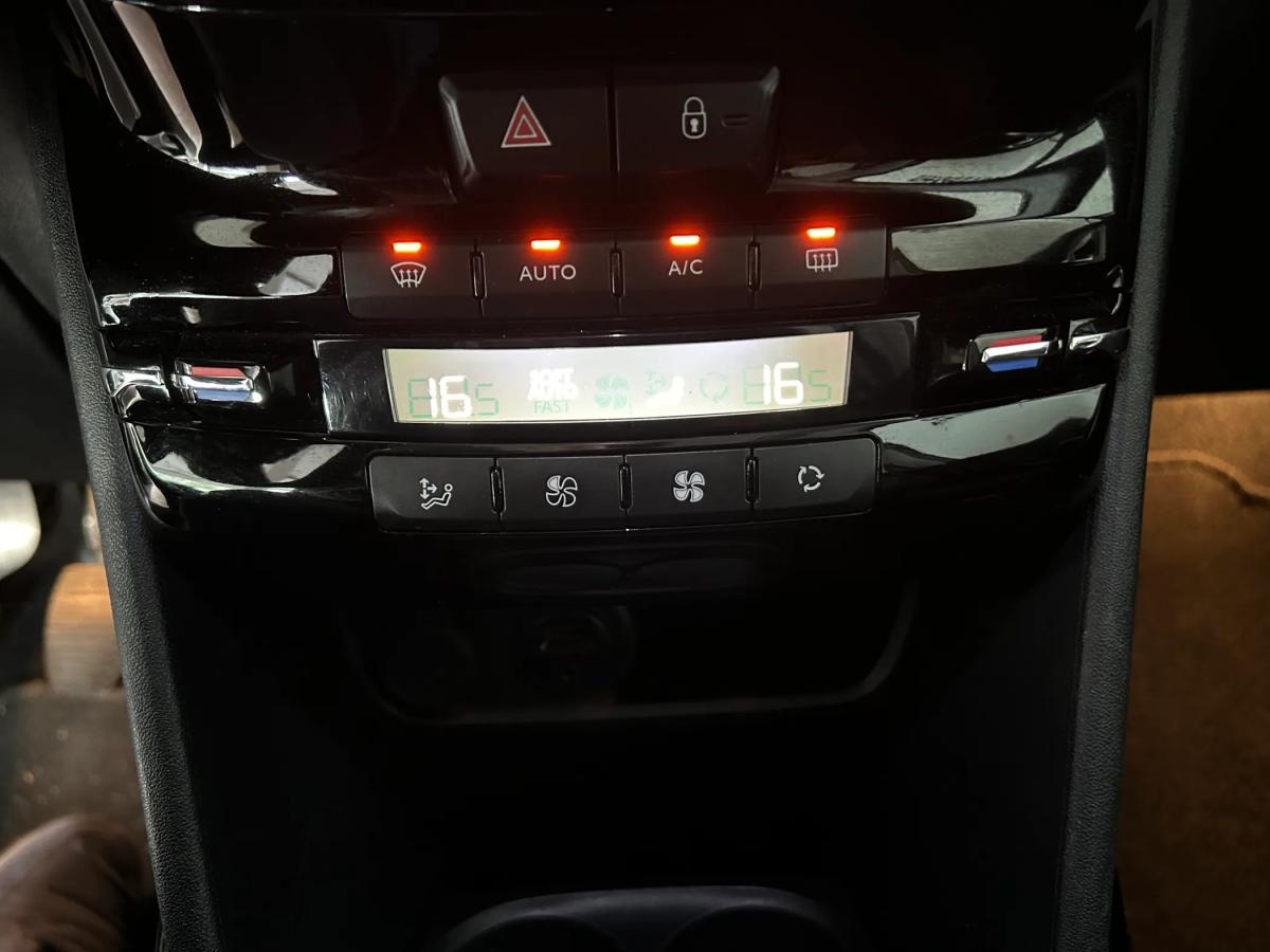 peugeot-2008-2017-gasolina-1199cc
