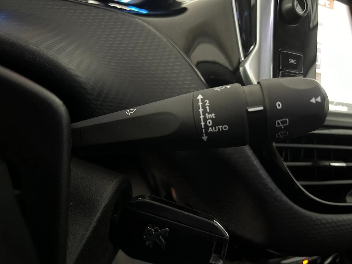 peugeot-2008-2017-gasolina-1199cc
