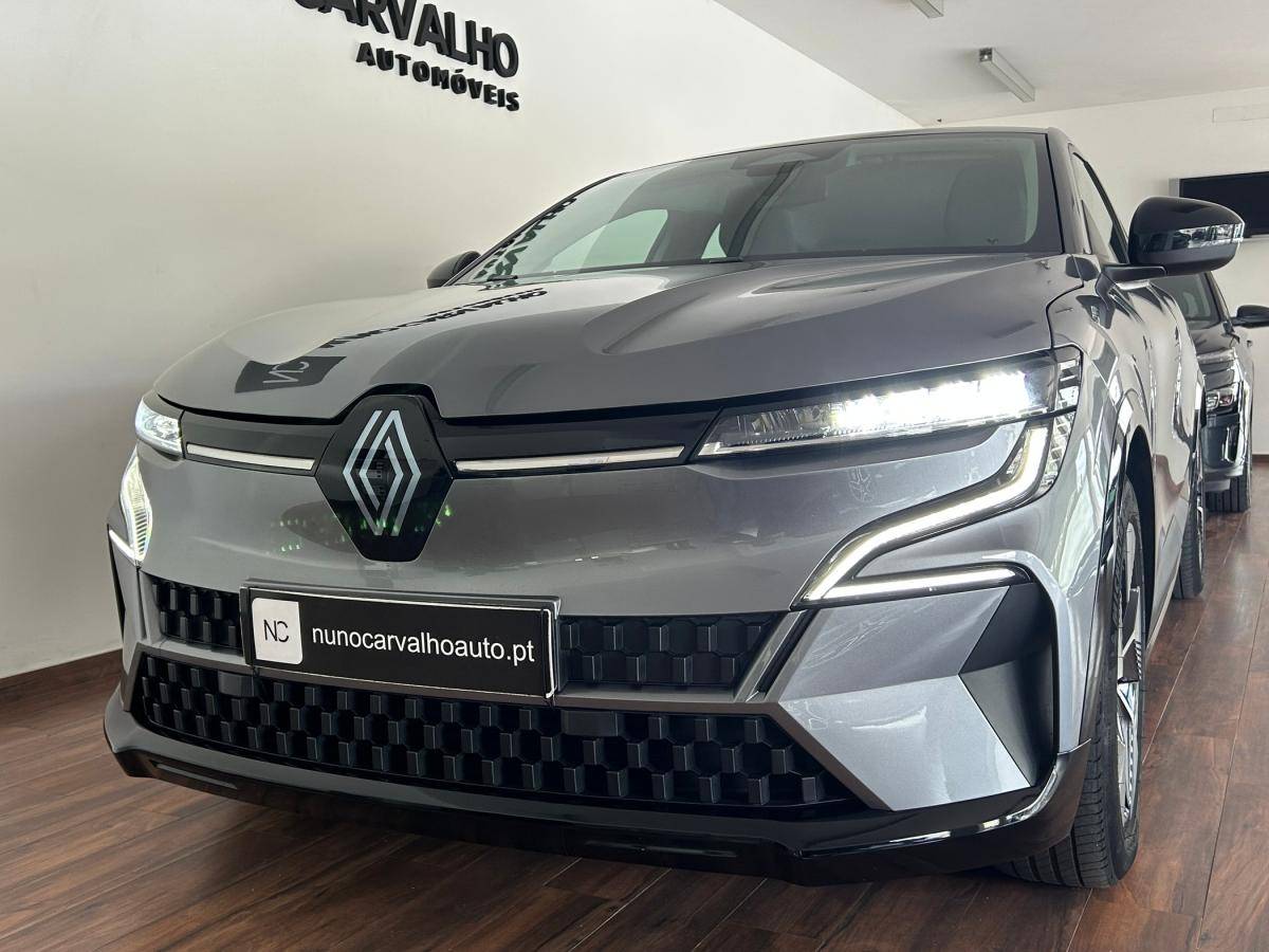 renault-megane-2022-eletrico-0cc