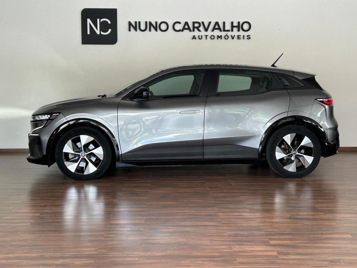 renault-megane-2022-eletrico-0cc
