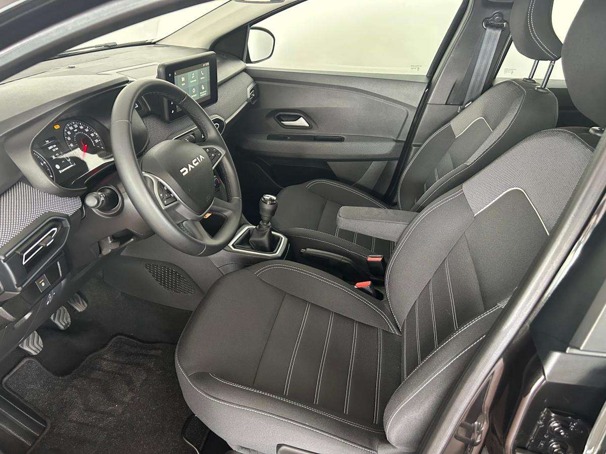 dacia-sandero-2025-gasolina-999cc