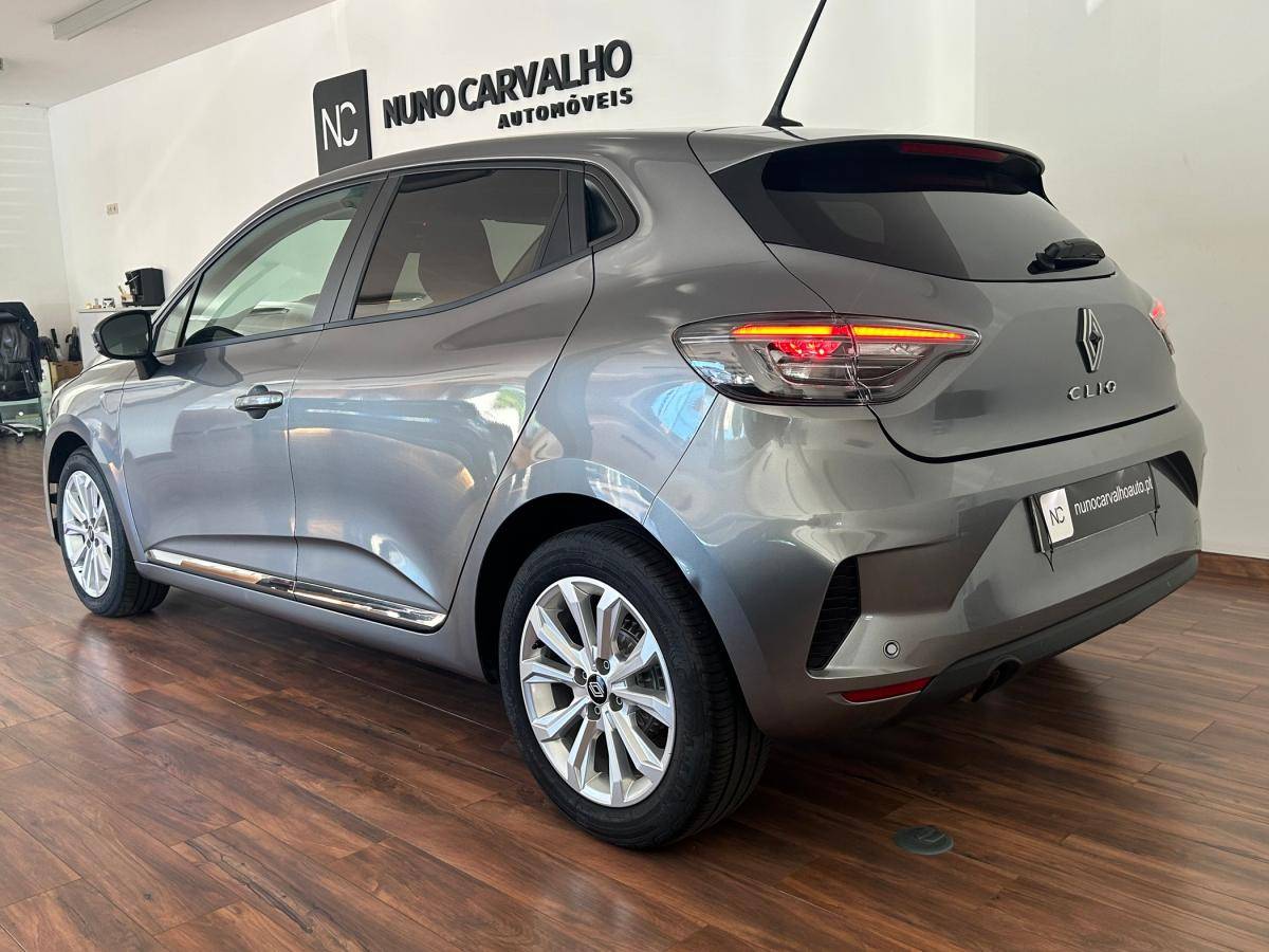 renault-clio-2024-gasolina-999cc