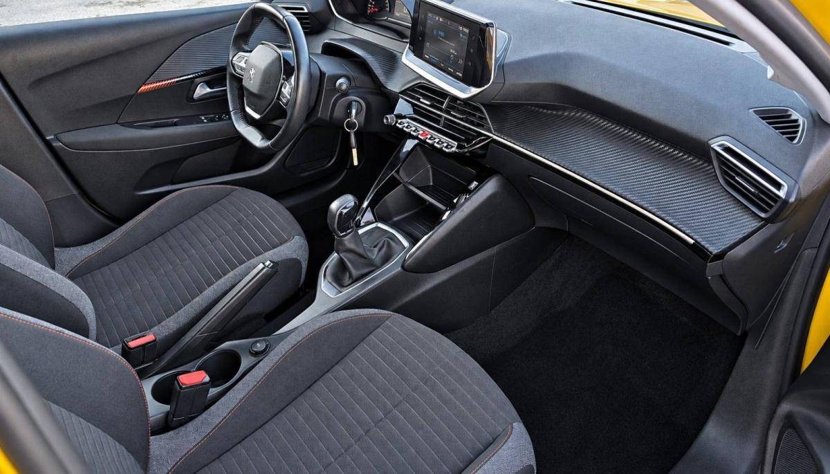 peugeot-208-2020-gasolina-1199cc