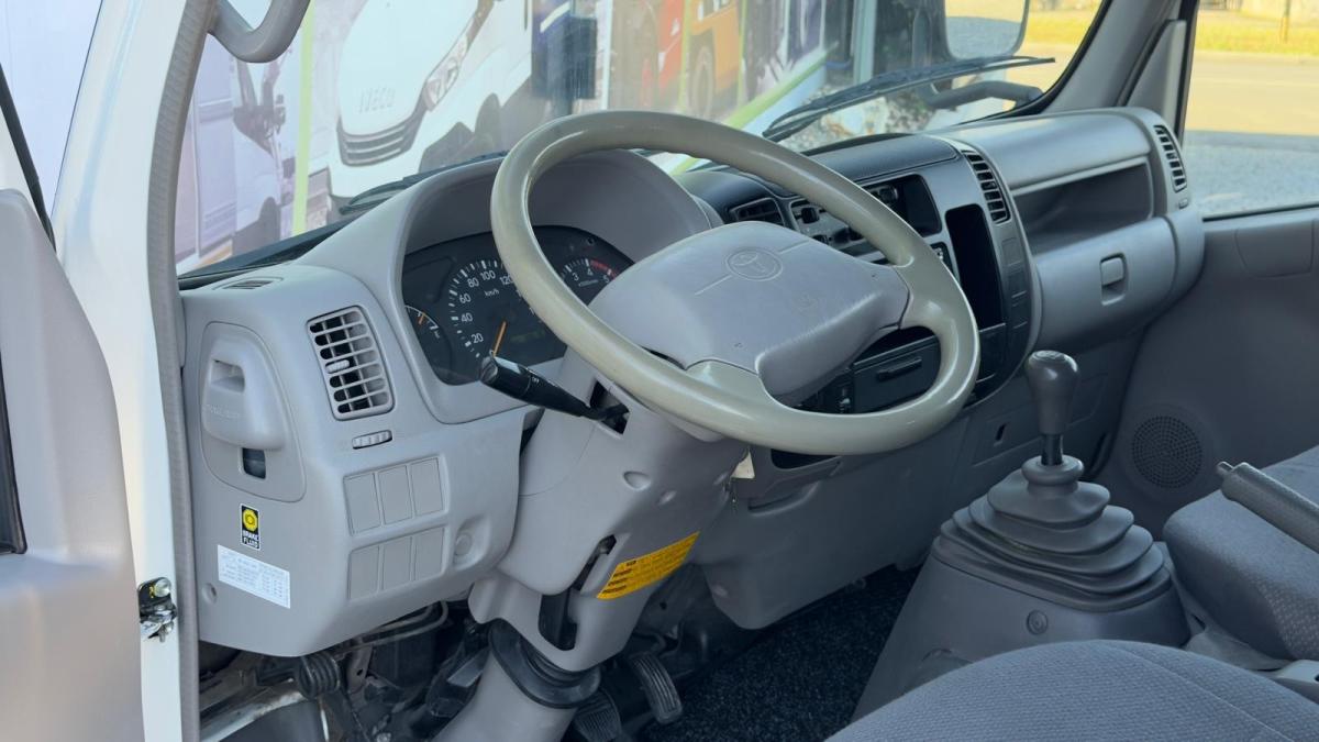 toyota-dyna-2010-diesel-2982cc